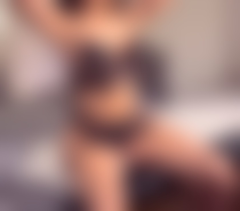 Escorts West Midlands Birmingham - Photos for Massage queen in your area | I have massage table x |